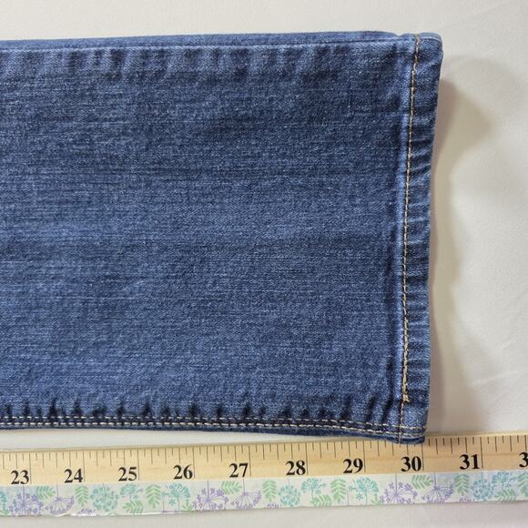 Levi's 525 Perfect Waist Straight Leg Women's Size 12 Blue Jeans Stretch Dark - Picture 9 of 10